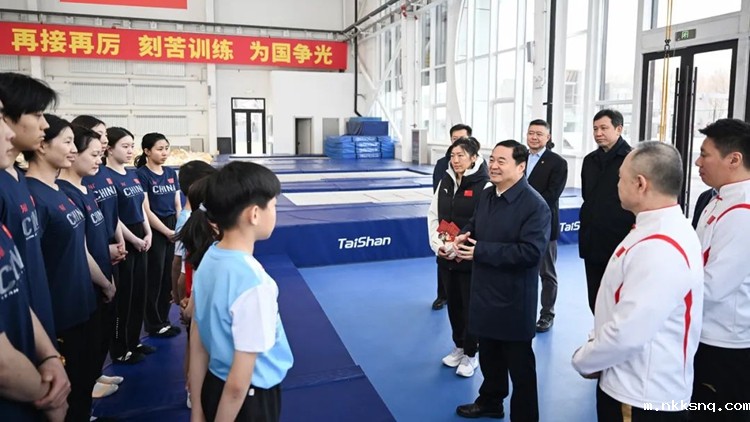 郝鹏在沈阳开展专题调研